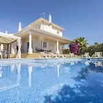 Villa Tulipa By Algarve Holidays Albufeira