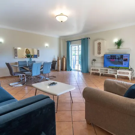 Villa Tulipa By Algarve Holidays Albufeira