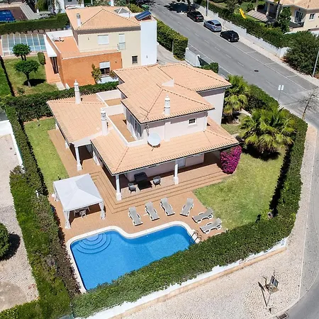 Villa Tulipa By Algarve Holidays Albufeira